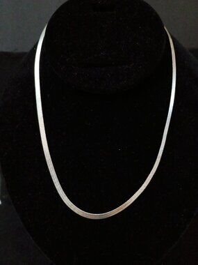 ✨ Vintage Sterling Silver Flat Herringbone Chain Necklace ✨